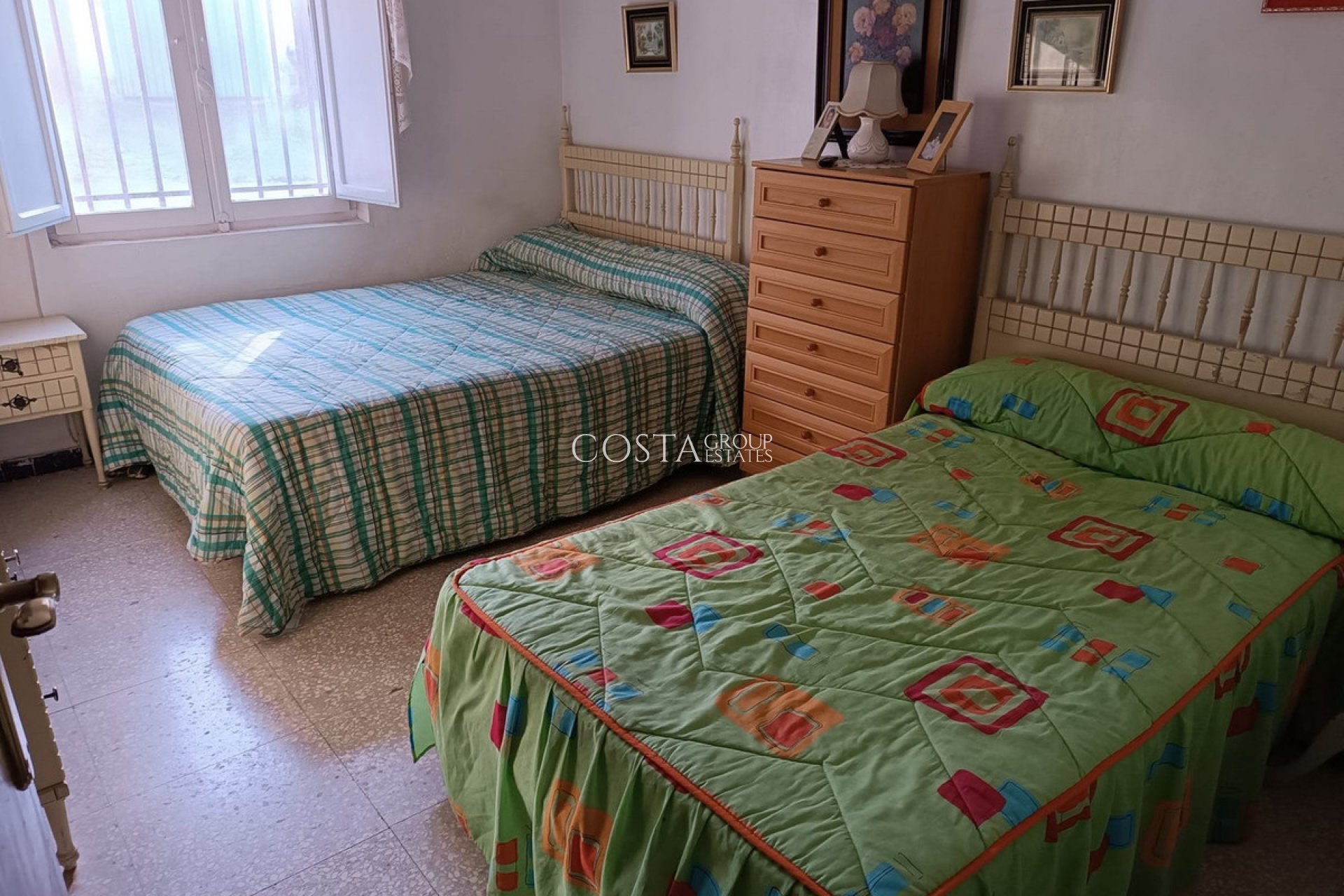 Revente - Villa -
Yecla - Yecla Centro