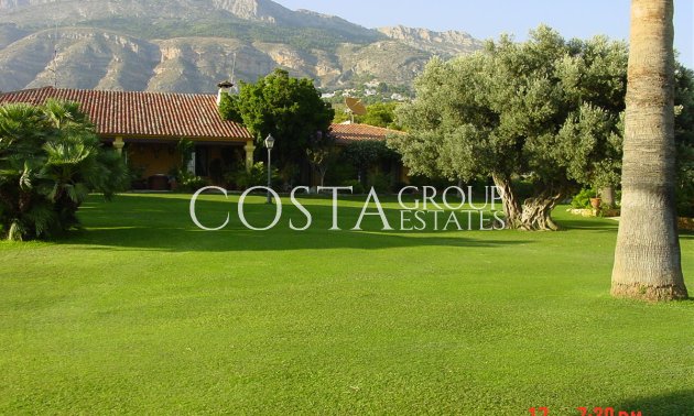 Villa - Herverkoop -
            Altea - RO-96005