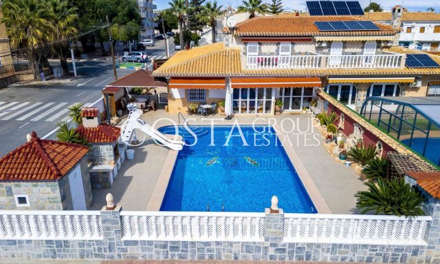 Villa - Herverkoop - Orihuela - Orihuela Costa