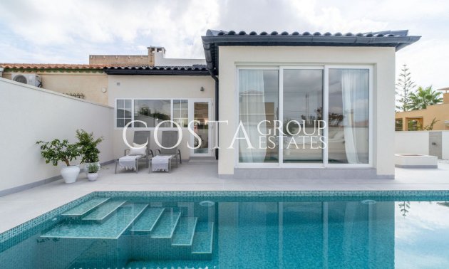 Villa - Herverkoop - Torrevieja - La Siesta