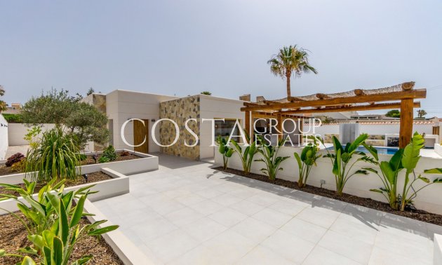 Villa - Herverkoop - Torrevieja - Torrevieja Centro
