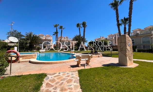 Villa - Herverkoop - Urbanización El Raso - Urbanización El Raso