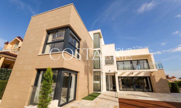 Villa - Neue Gebäude - Torrevieja - Torrevieja
