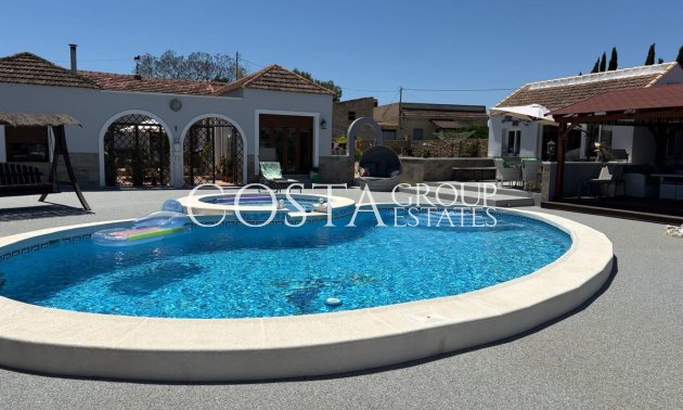 Villa - Resale - Jacarilla - Jacarilla