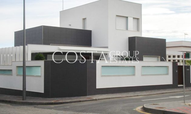 Villa - Resale - Orihuela Costa - Mil Palmeras