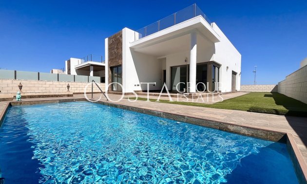 Villa - Resale - Orihuela - Villamartin