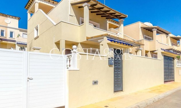 Villa - Resale - Orihuela - Villamartin