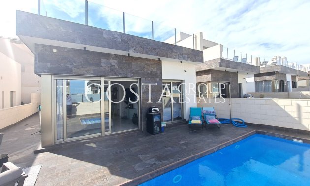 Villa - Resale - Orihuela - Villamartin