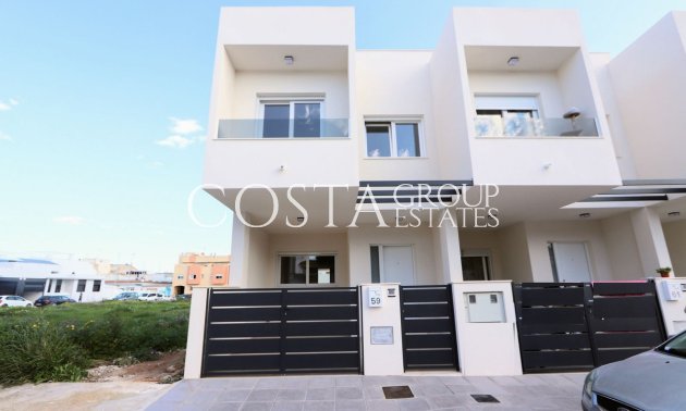 Villa - Resale - Pilar de la Horadada - Pilar de la Horadada Centro