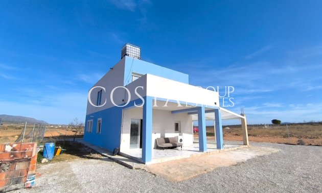 Villa - Resale - Pinoso -
                Pinoso Centro
