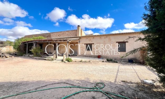 Villa - Resale - Pinoso - Pinoso Centro