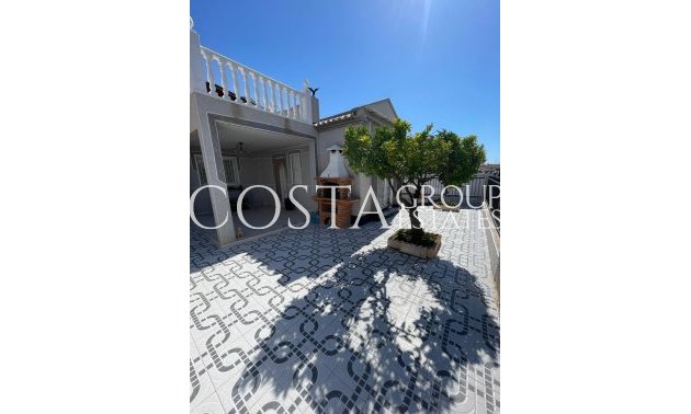 Villa - Resale - Torrevieja - La Siesta