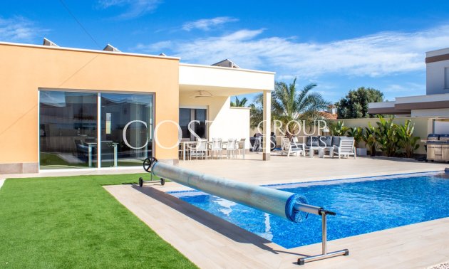 Villa - Resale - Torrevieja - La Siesta
