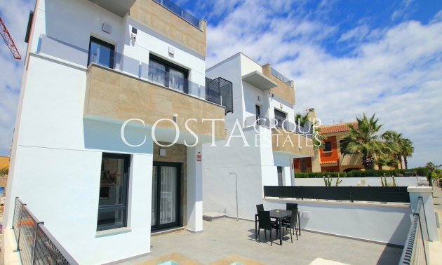 Villa - Resale - Torrevieja - Torrevieja Centro