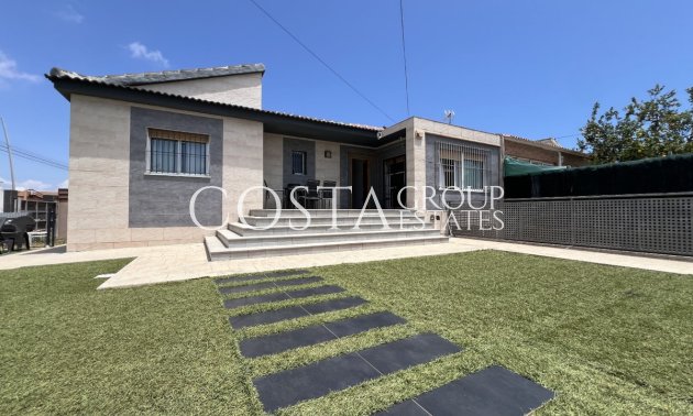 Villa - Resale - Torrevieja - Torrevieja Centro