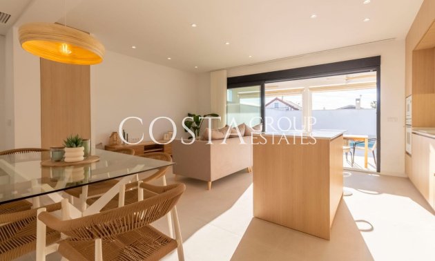 Villa - Resale - Torrevieja - Torrevieja Centro