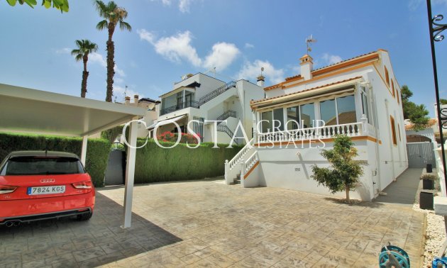 Villa - Resale - Villamartín - Villamartín