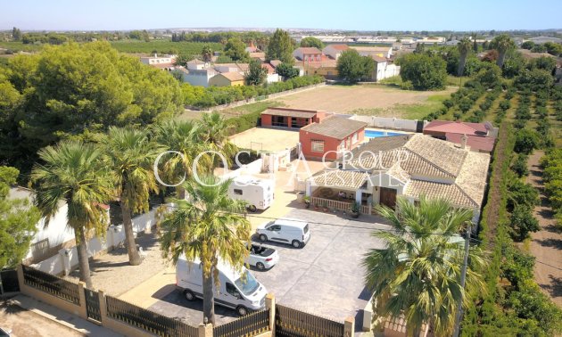 Villa - Wiederverkauf - Almoradí - Heredades