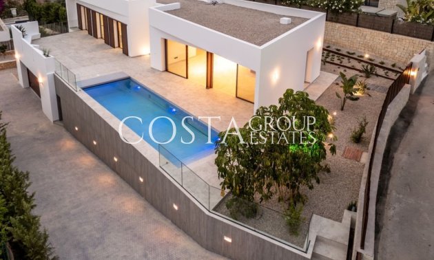 Villa - Wiederverkauf - Benissa - Benissa Centro