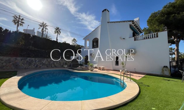 Villa - Wiederverkauf - Orihuela Costa - Villamartin