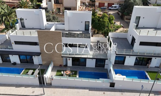 Villa - Wiederverkauf - Orihuela Costa - Villamartin