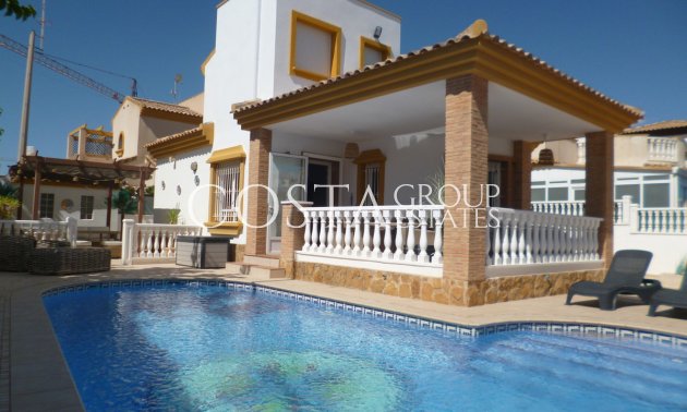 Villa - Wiederverkauf - Pilar de la Horadada - Pilar de la Horadada Centro