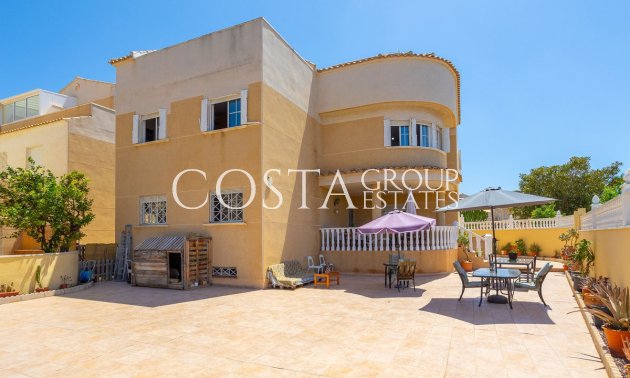 Villa - Wiederverkauf - Torrevieja - La Siesta