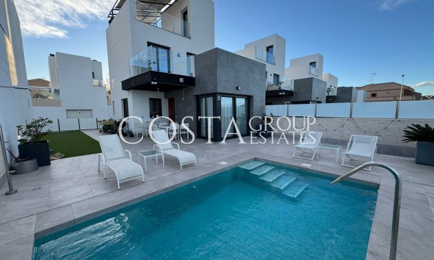 Villa - Wiederverkauf - Torrevieja - Los Balcones