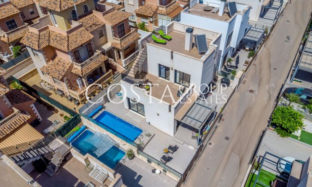 Villa - Wiederverkauf - Torrevieja - Torrevieja