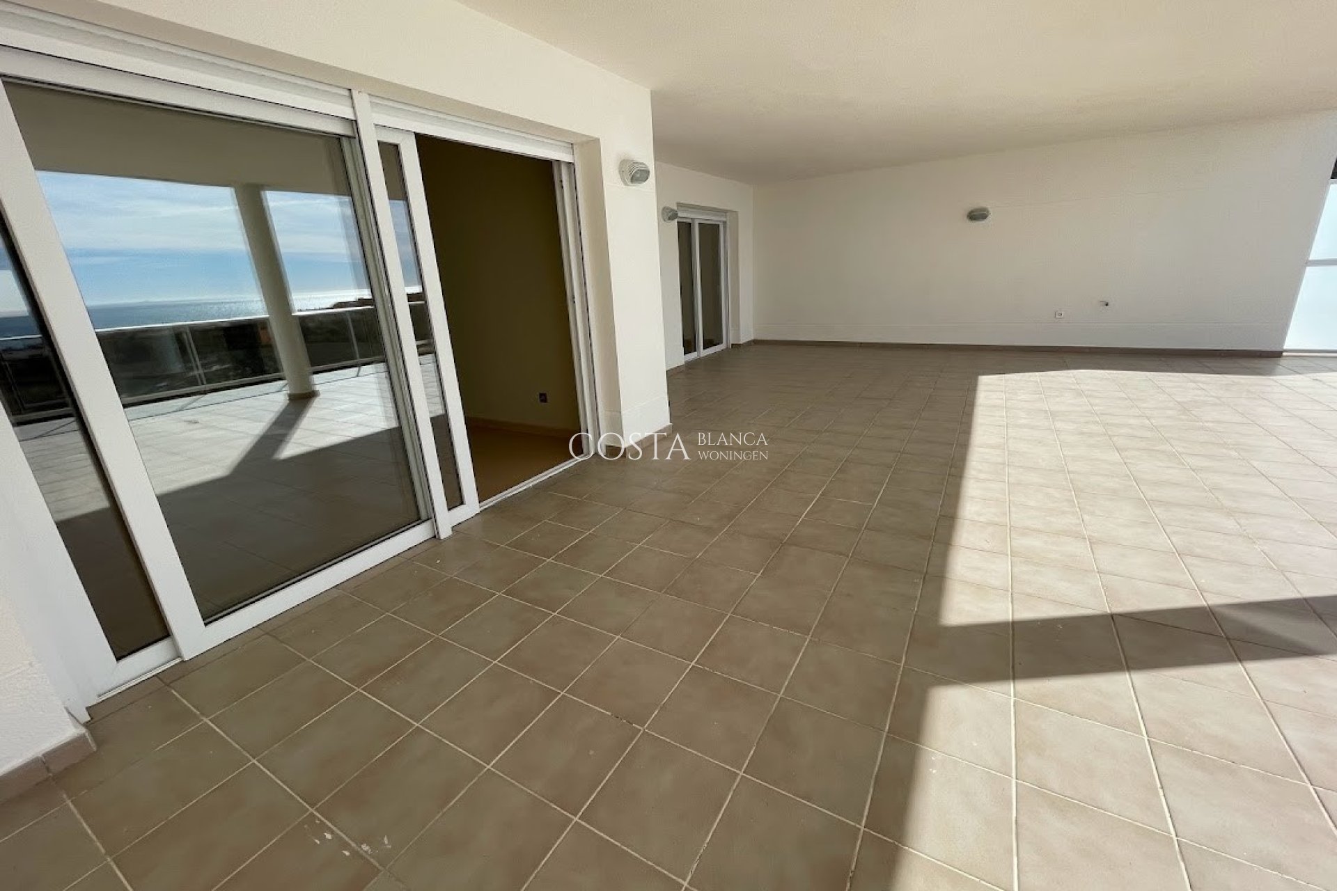 Wiederverkauf - Apartment -
Altea