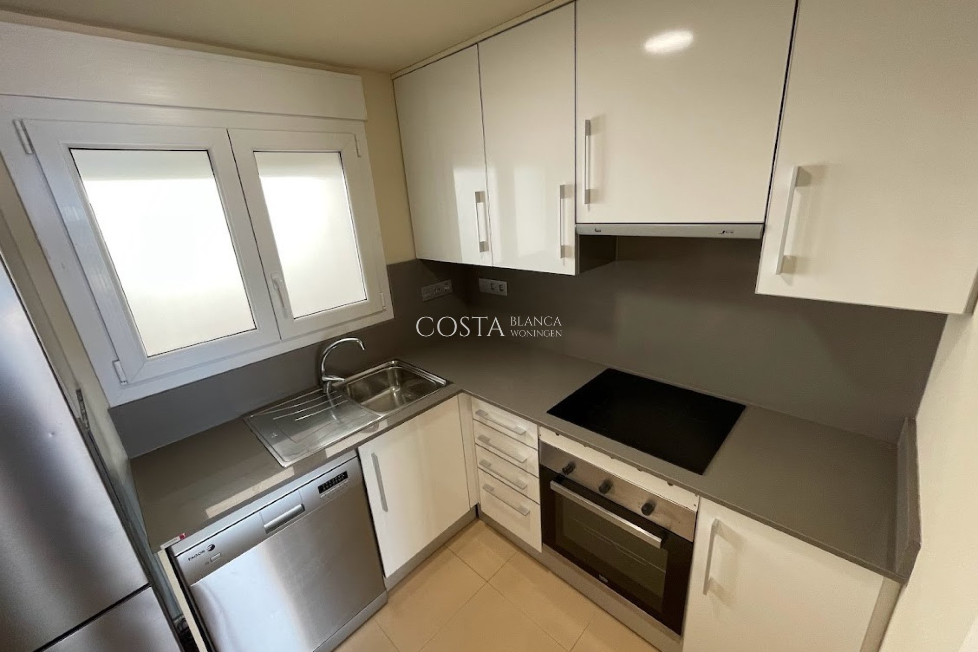 Wiederverkauf - Apartment -
Altea