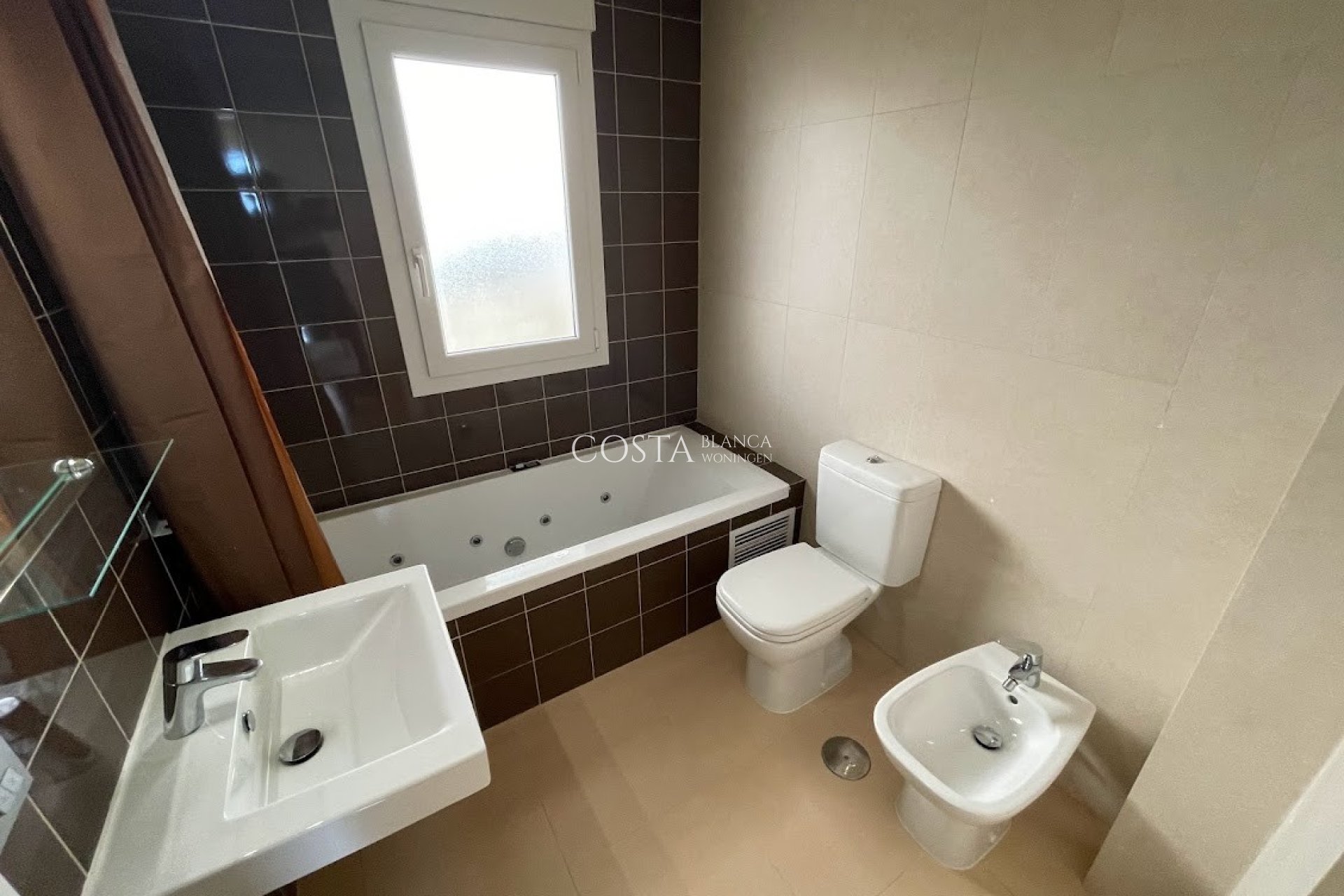 Wiederverkauf - Apartment -
Altea