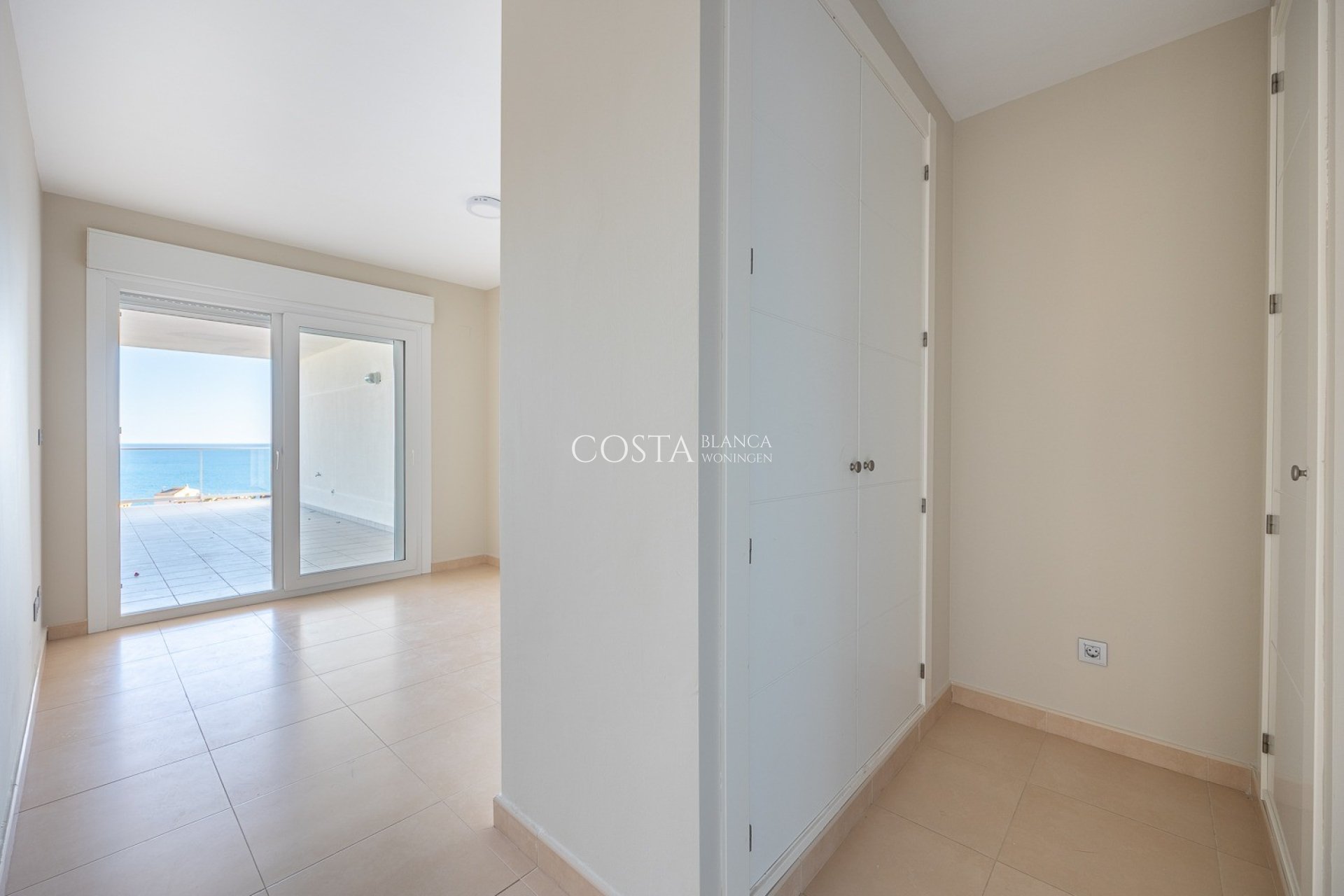 Wiederverkauf - Apartment -
Altea