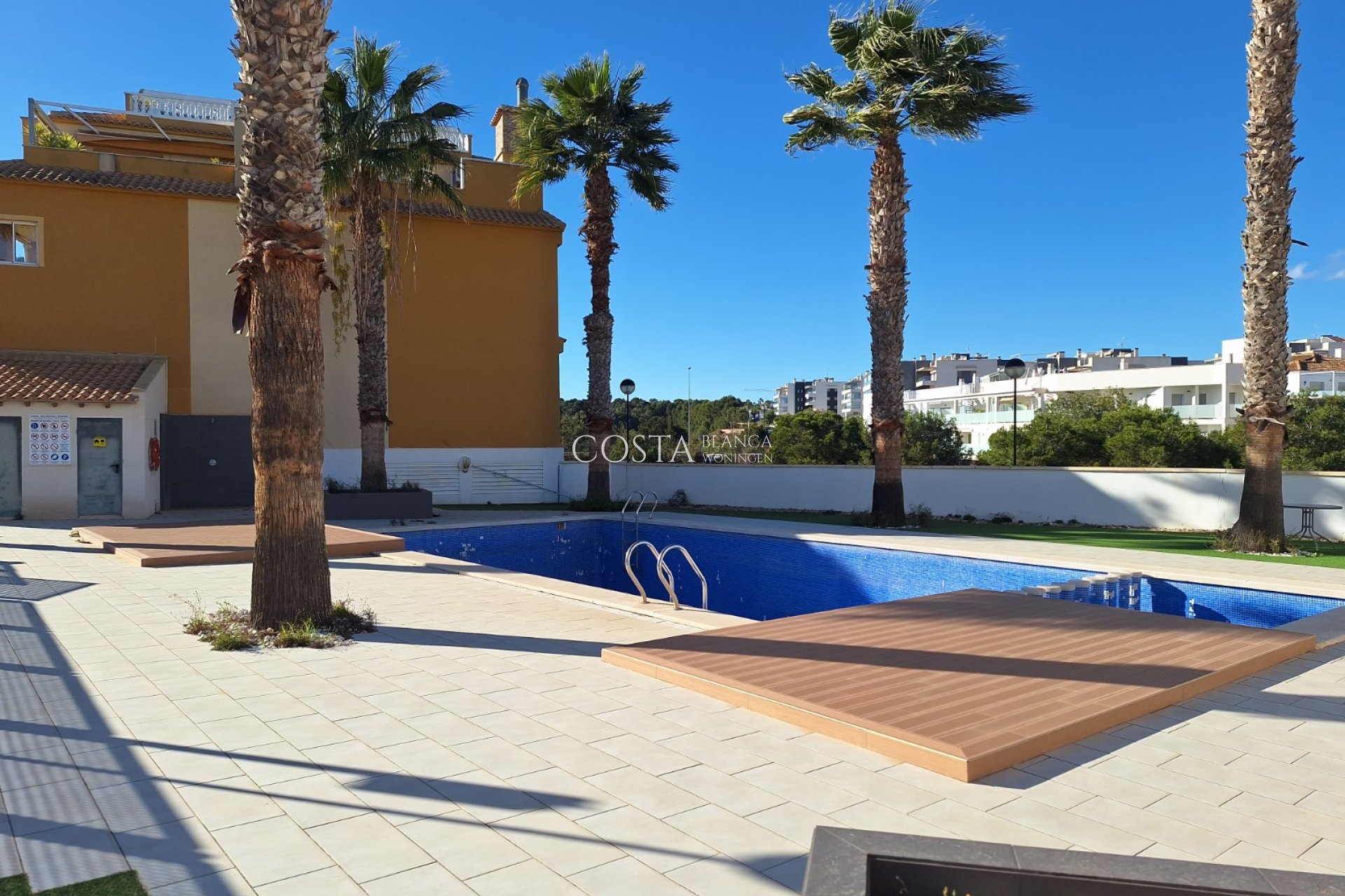 Wiederverkauf - Apartment -
Orihuela Costa - Villamartín