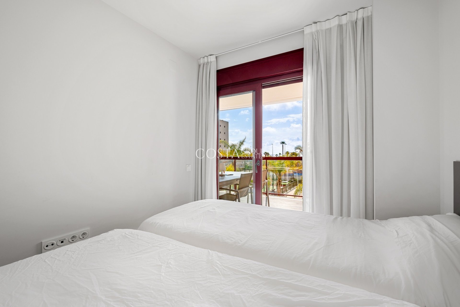 Wiederverkauf - Apartment -
Pilar de la Horadada - Mil Palmeras