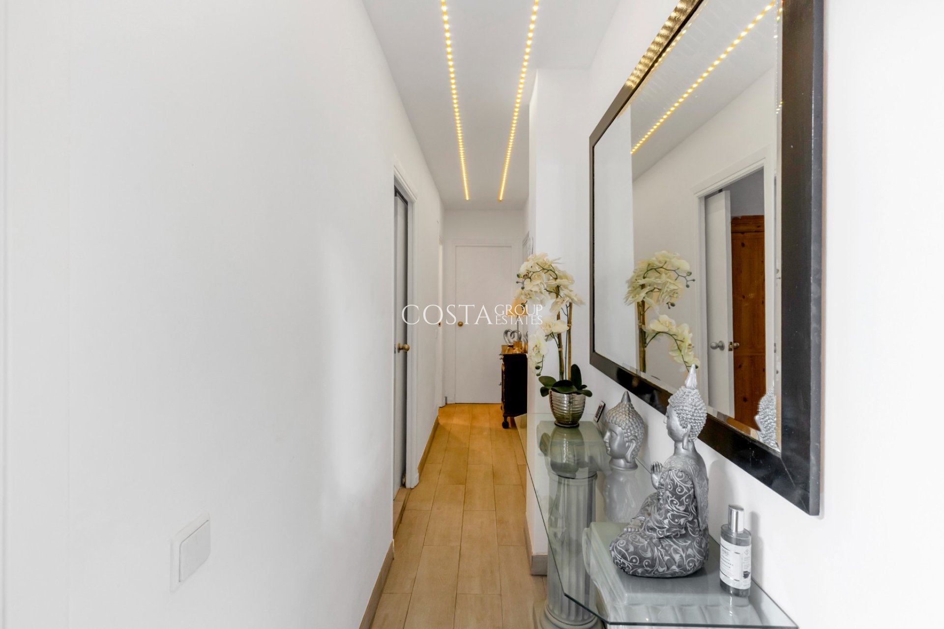 Wiederverkauf - Apartment -
Torrevieja - Playa del Cura