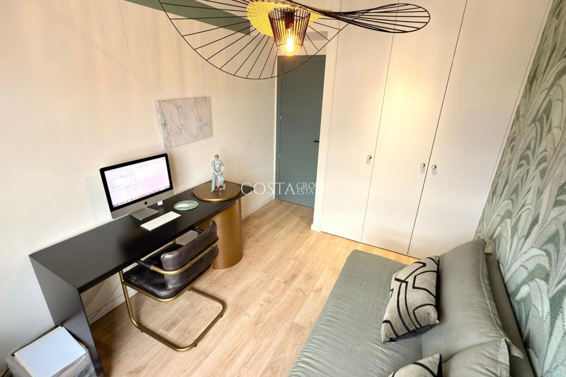 Wiederverkauf - Apartments -
Alicante - Alicante Centro