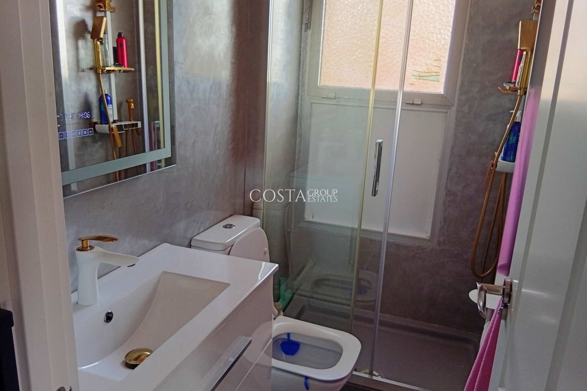Wiederverkauf - Apartments -
Alicante - Alicante Centro