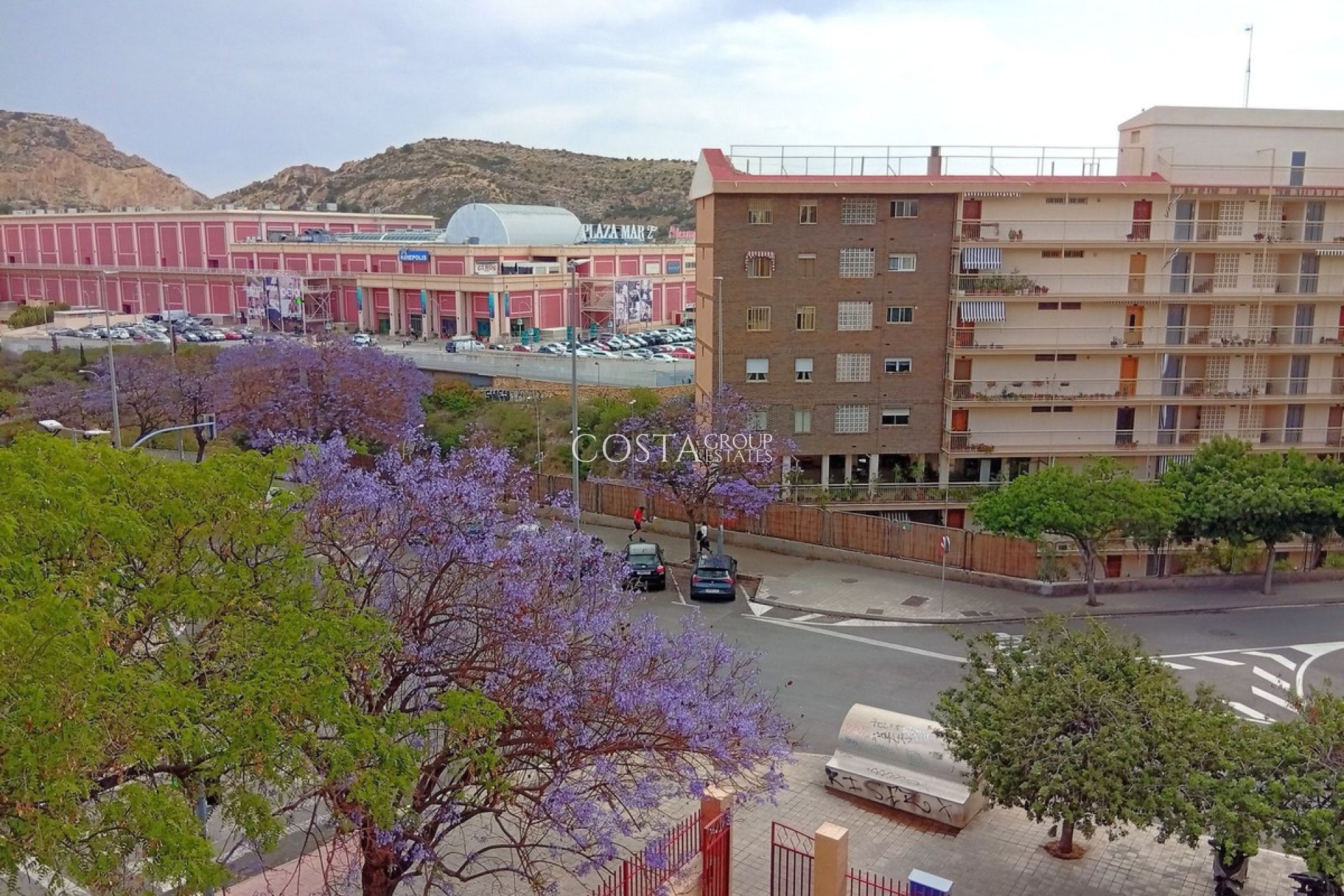 Wiederverkauf - Apartments -
Alicante - Alicante Centro