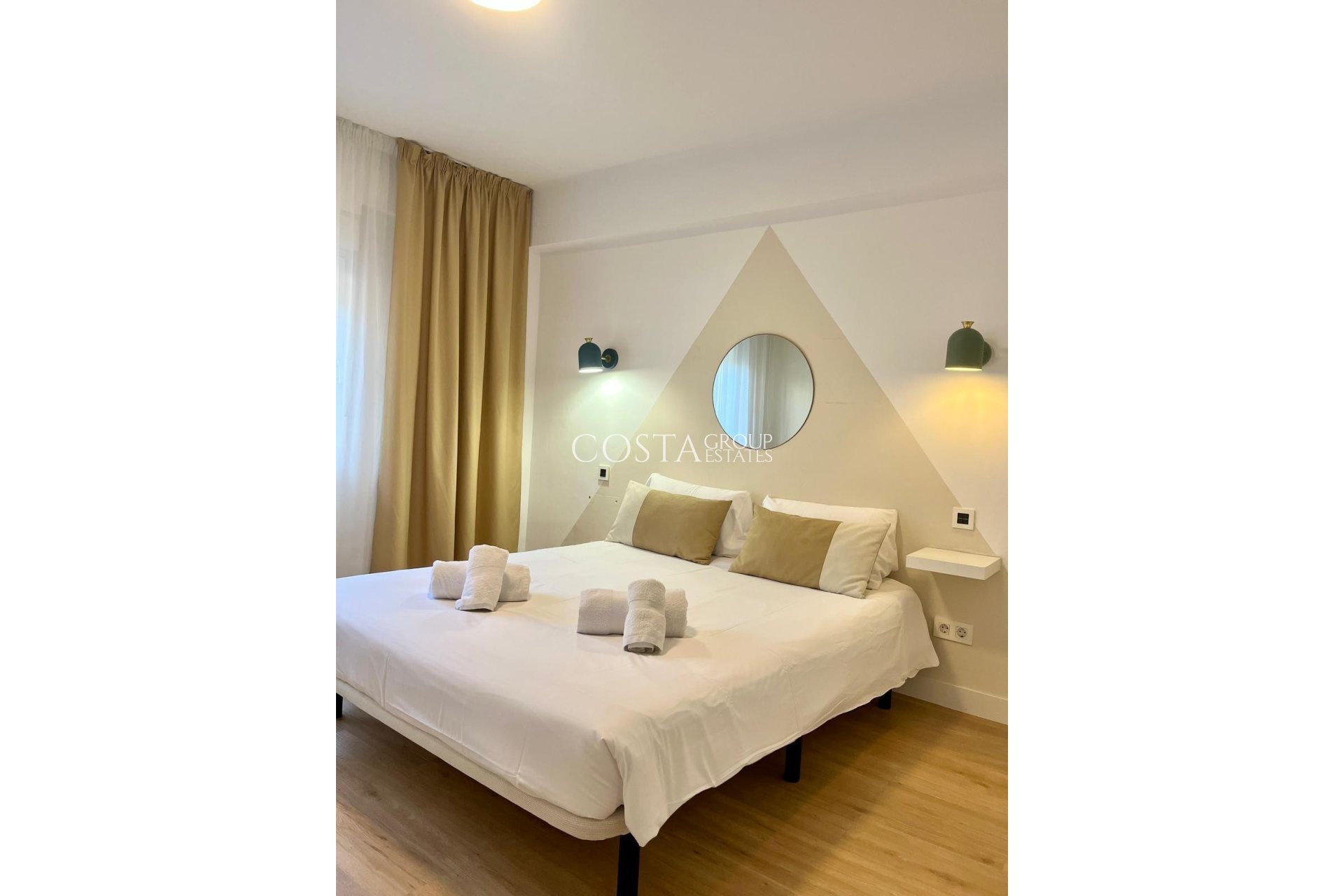 Wiederverkauf - Apartments -
Alicante - Alicante Centro
