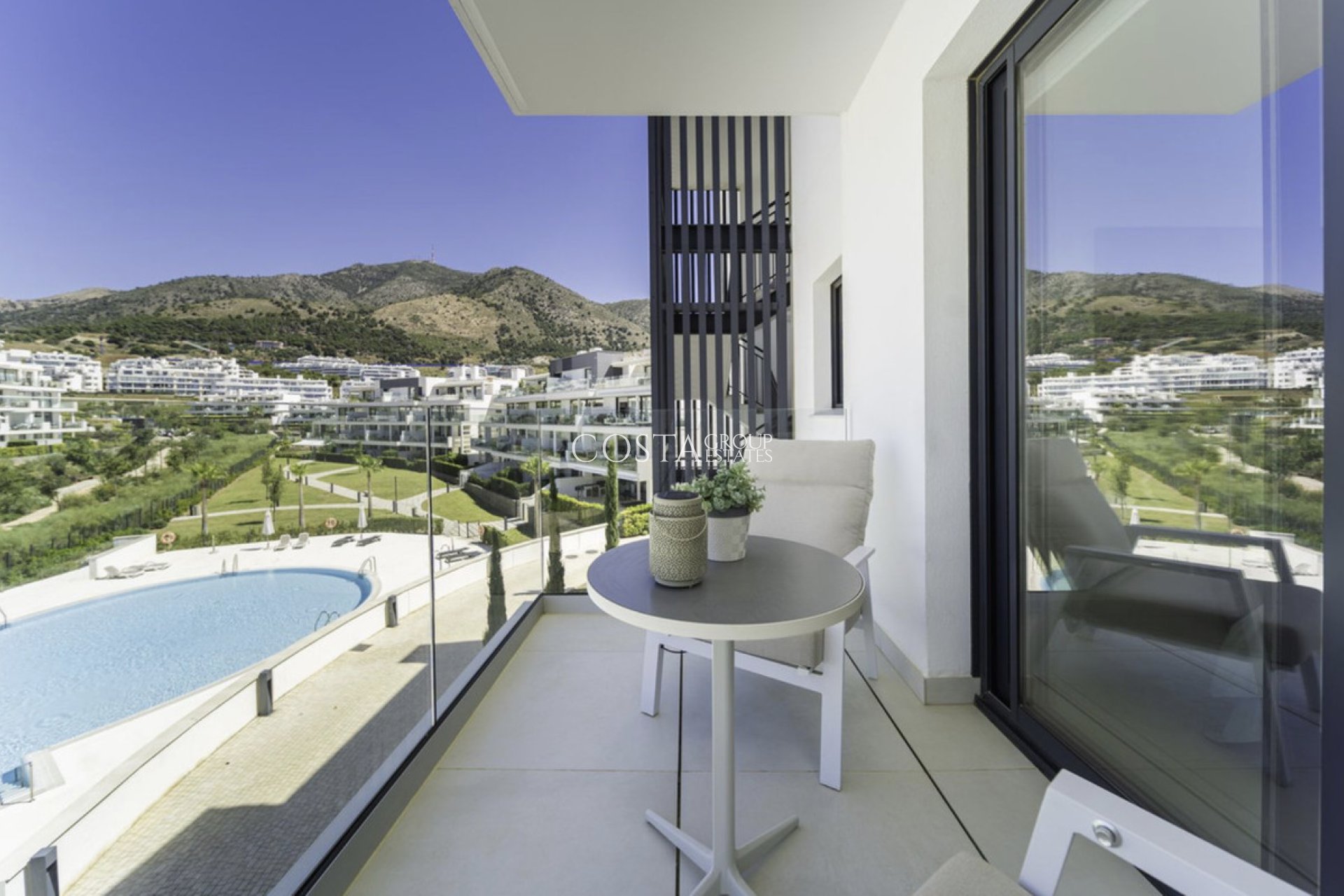 Wiederverkauf - Apartments -
Alicante - Alicante Centro