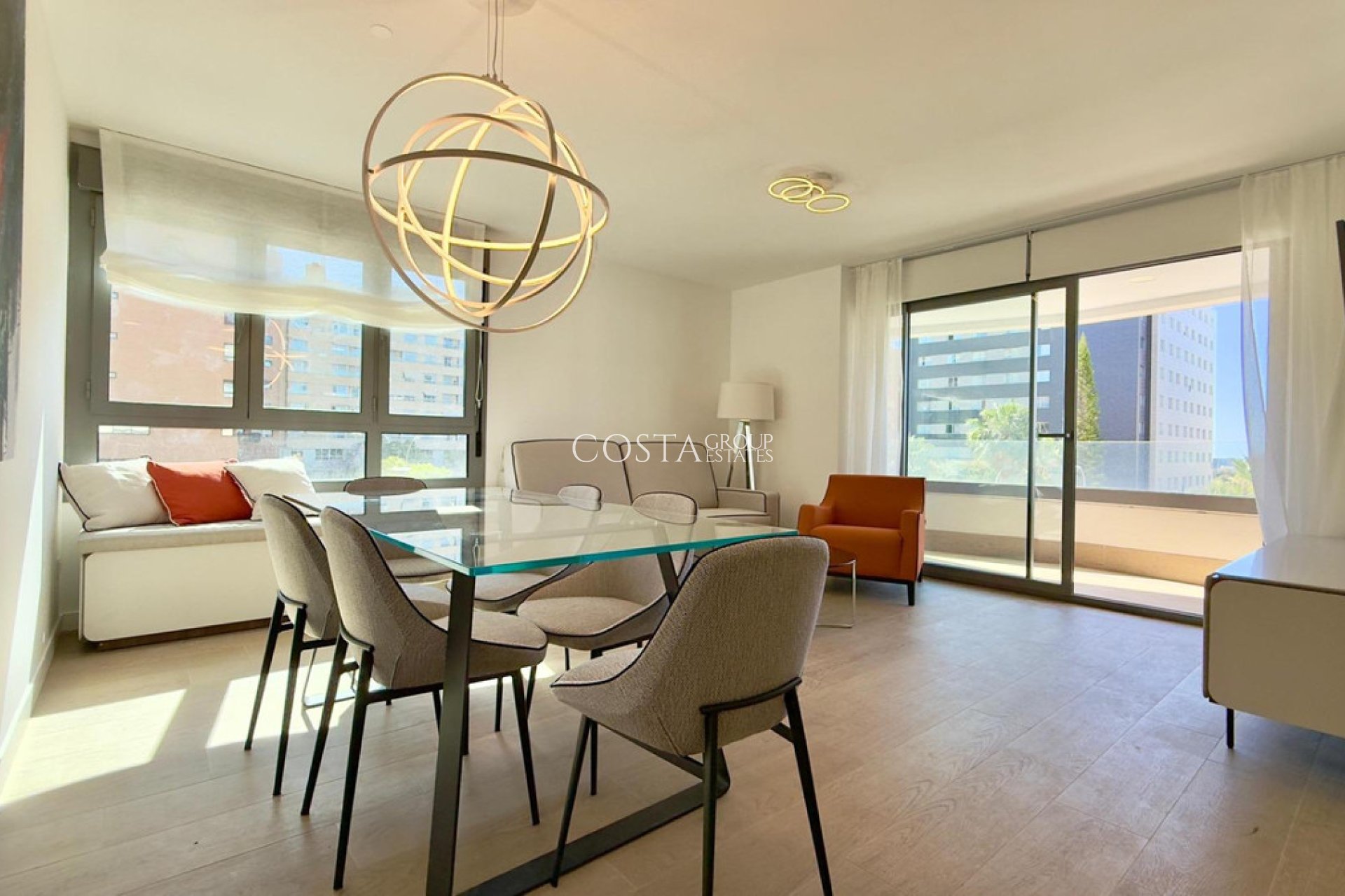 Wiederverkauf - Apartments -
Alicante - Alicante Centro