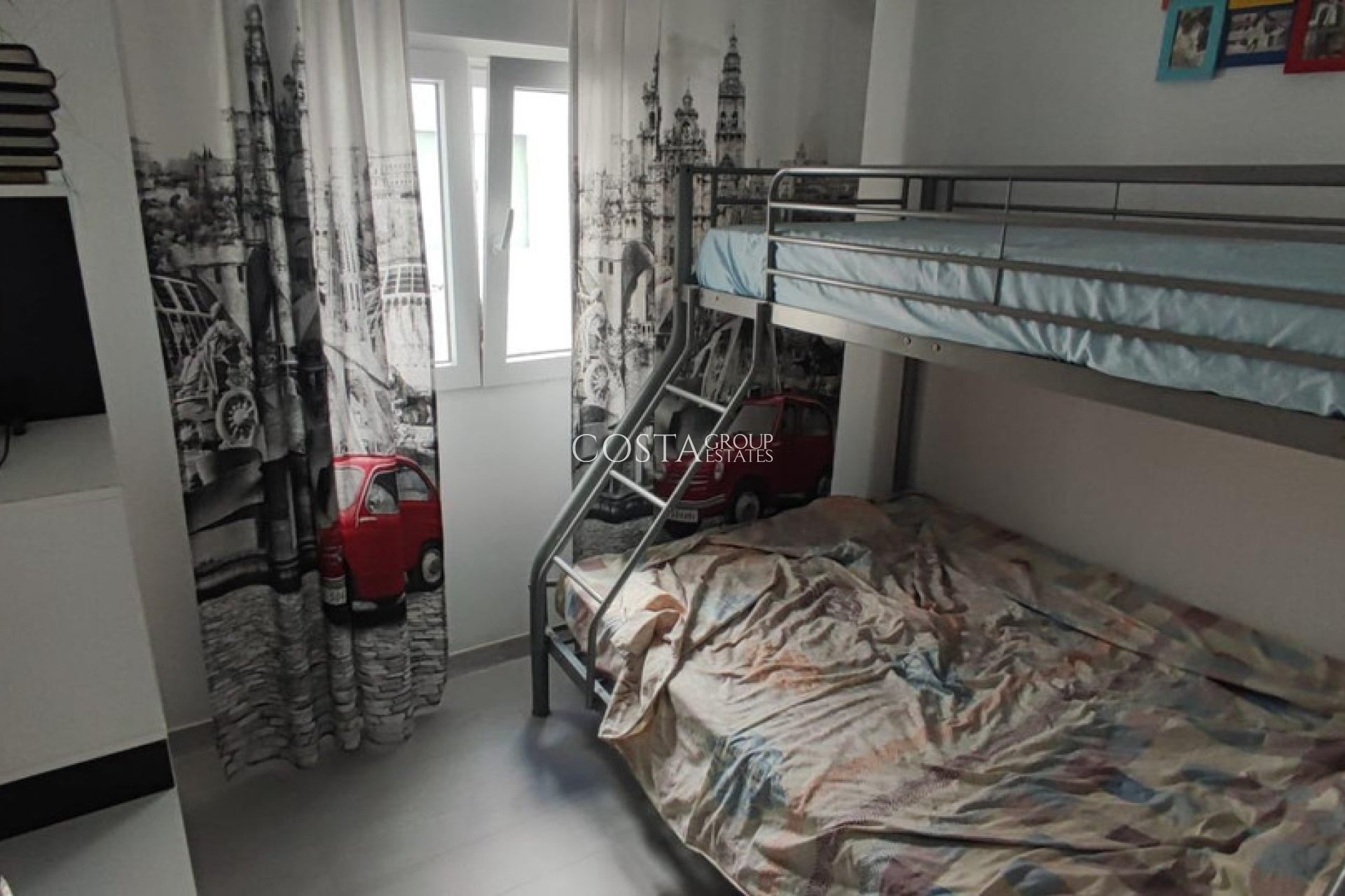 Wiederverkauf - Apartments -
Alicante - Alicante Centro