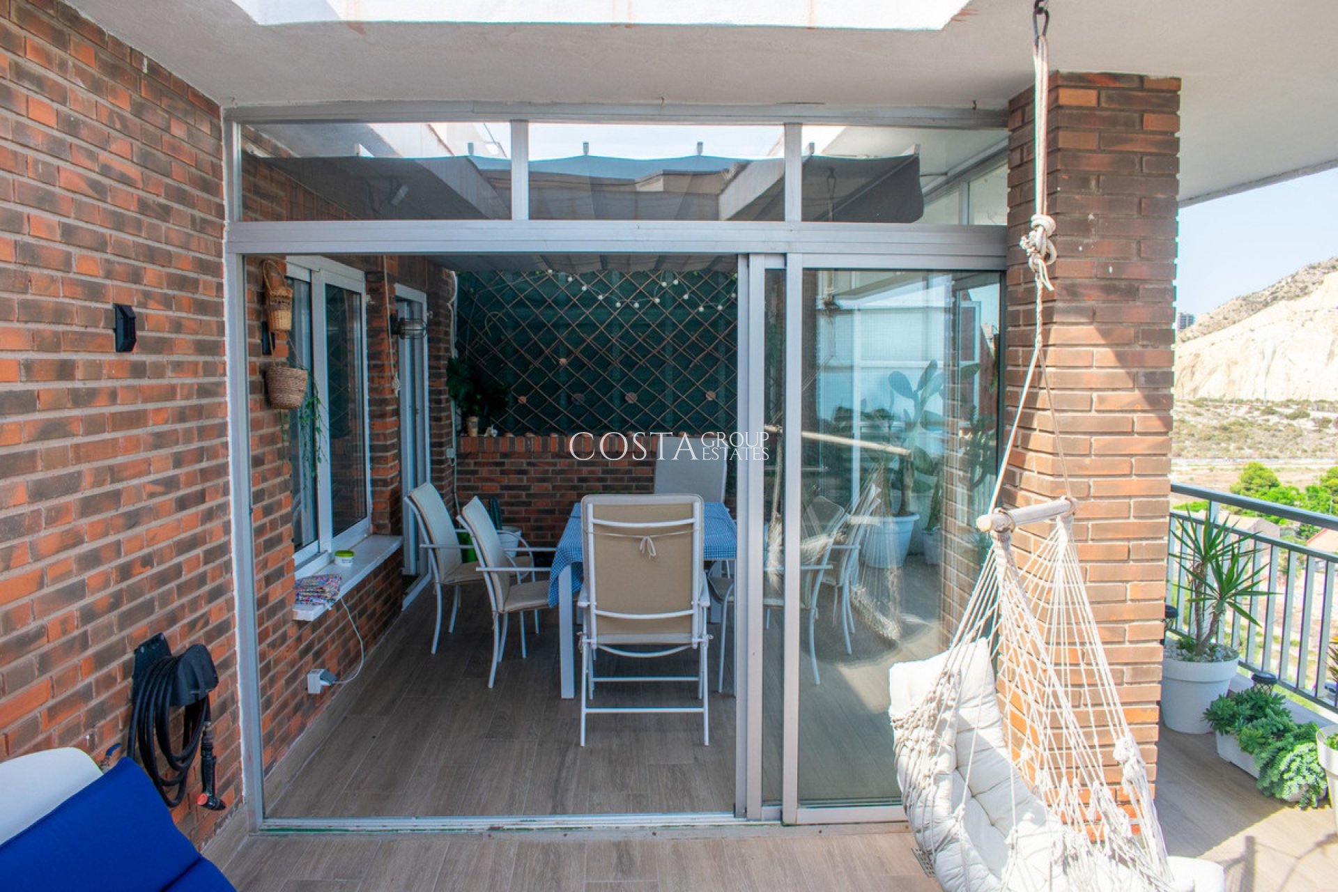 Wiederverkauf - Apartments -
Alicante - Alicante Centro