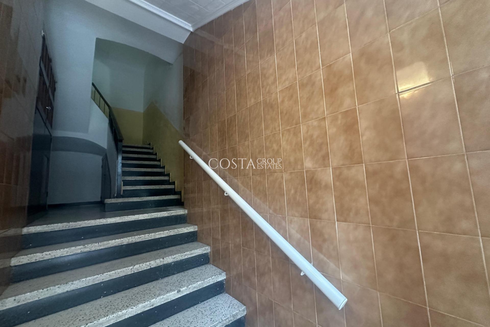 Wiederverkauf - Apartments -
Alicante - Alicante Centro