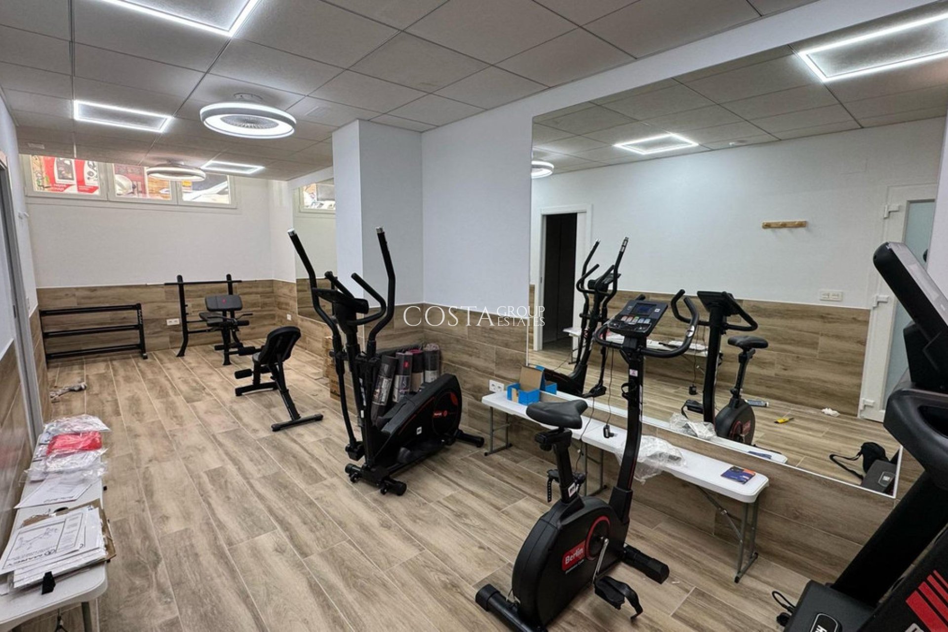 Wiederverkauf - Apartments -
Alicante - Alicante Centro