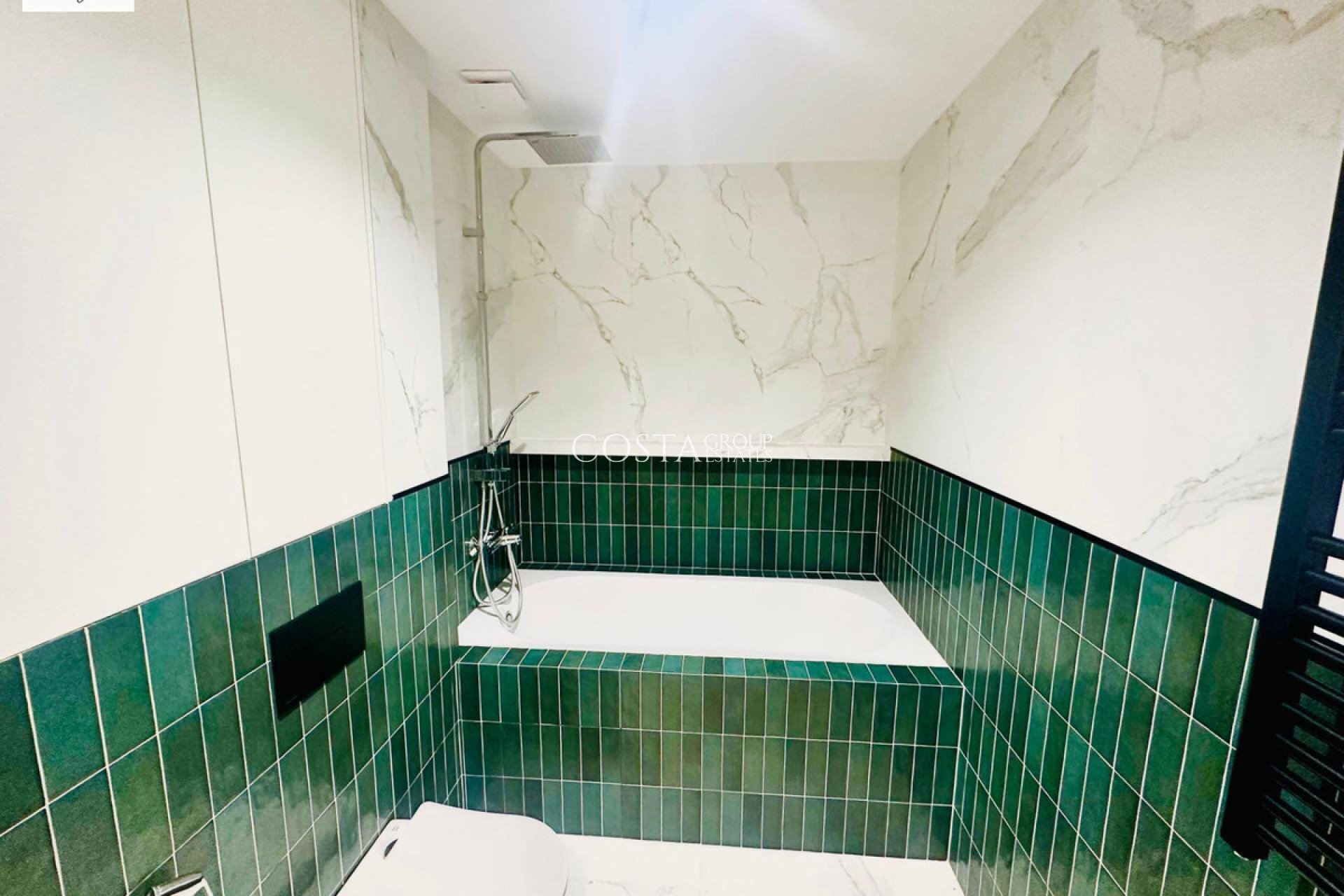 Wiederverkauf - Apartments -
Alicante - Alicante Centro