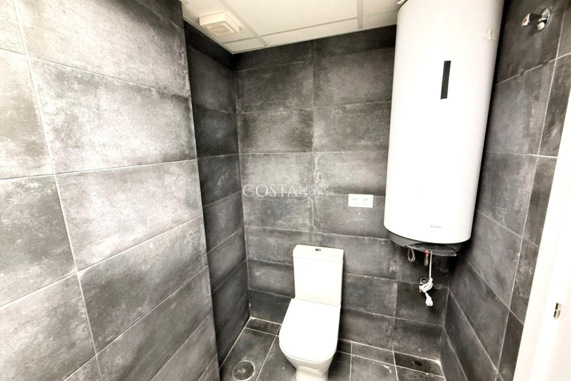 Wiederverkauf - Apartments -
Alicante - Alicante Centro