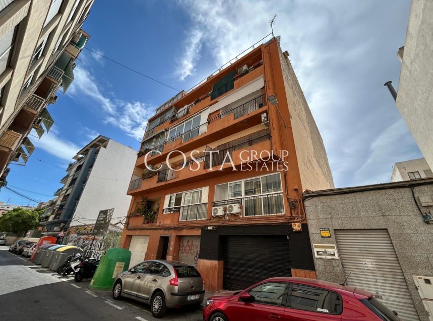 Wiederverkauf - Apartments -
Alicante City - Alicante City Centro