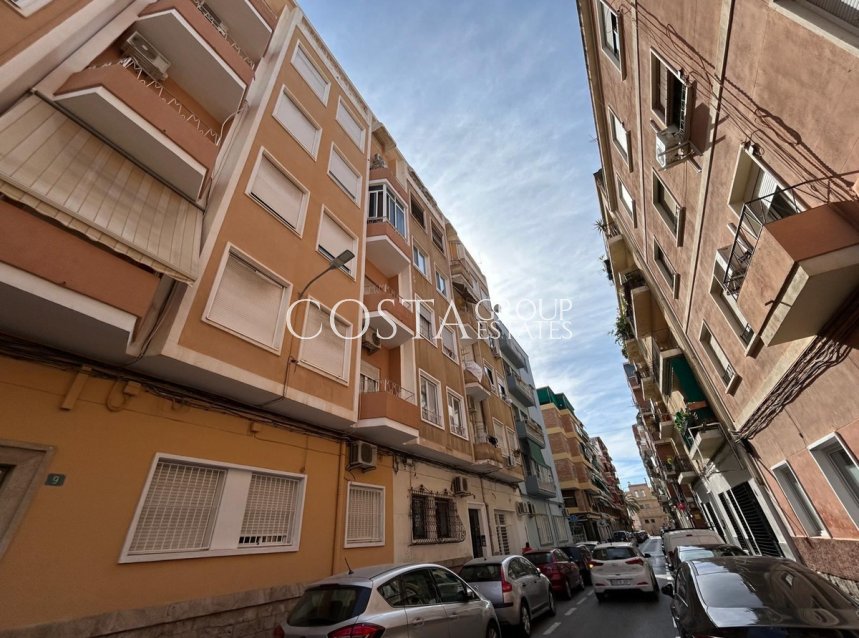 Wiederverkauf - Apartments -
Alicante City - Alicante City Centro